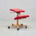 1358 1077 CHAIR
